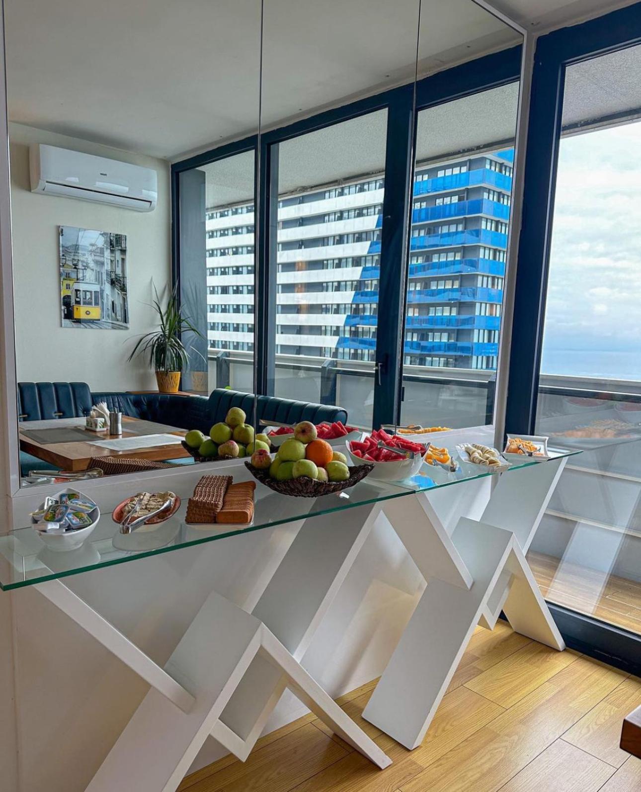 Orbi City Batumi Starアパートホテル エクステリア 写真